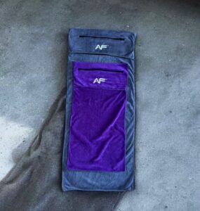 SUESEN Microfiber Sport Towel with pocket SUESEN SUESEN Microfiber Sport Towel with pocket